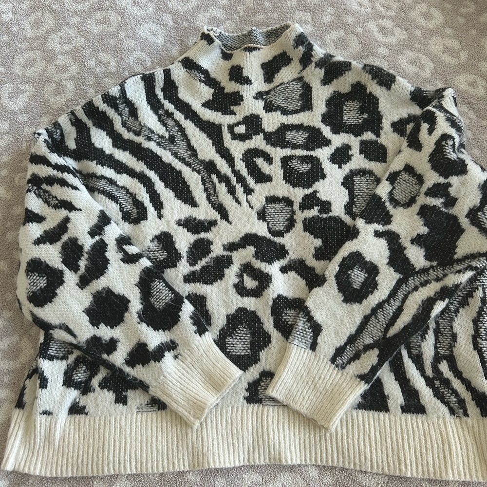Forever 21 Black and Cream Animal Print Turtleneck Sweater